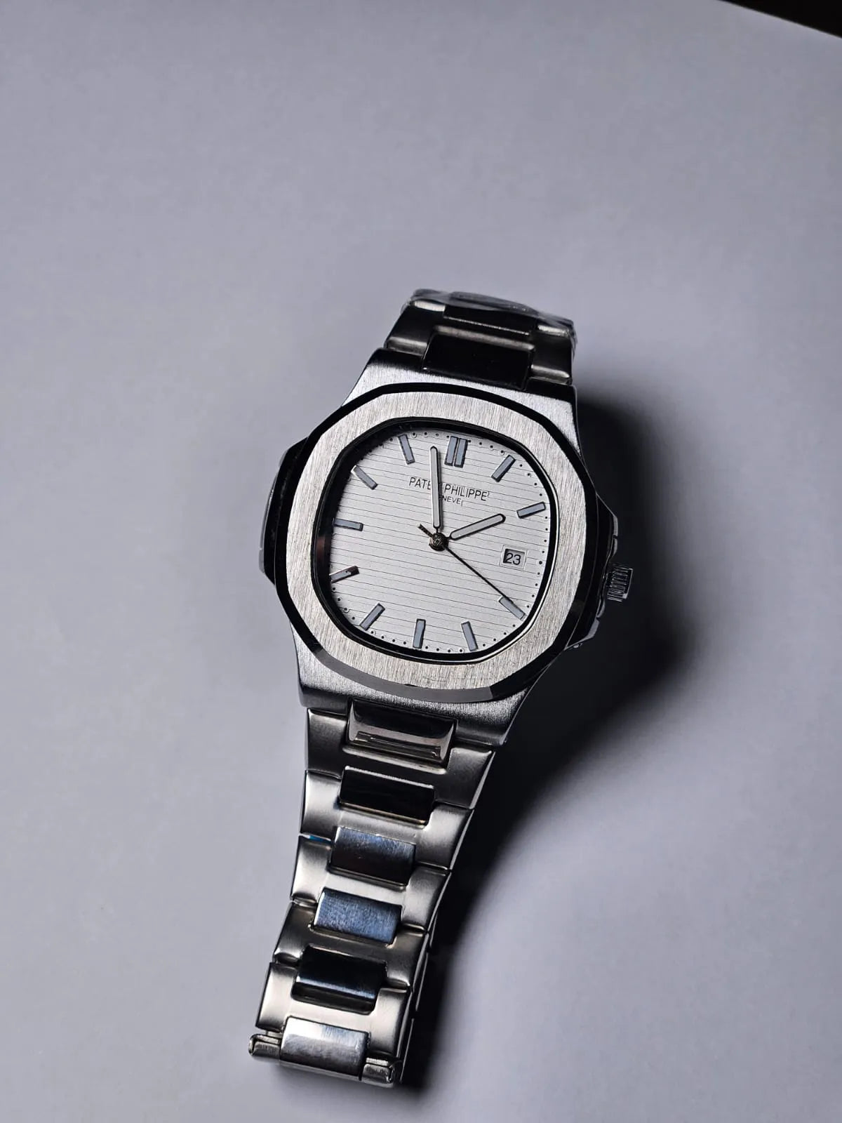 PATEK PHILLIPE SILVER WITH WHITE DIAL WITH DATE WORKING