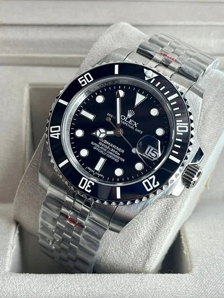 ROLEX SUBMARINER BLACK ROTATING DIAL WITH MASTER LOCK